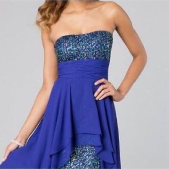 EUC HAILEY/ADRIANNA PAPELL Blue Long Back Short Front Rainbow Sequin Dress 3/4 - Picture 1 of 15